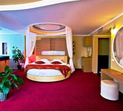 фото отеля Erdospuszta Club Hotel Fenyves