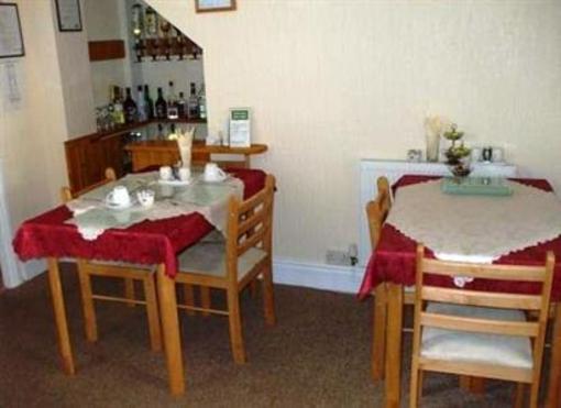 фото отеля Oakwell Guest House