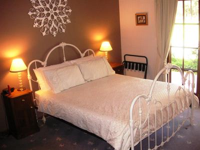 фото отеля Rosedale Bed & Breakfast