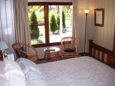 фото отеля Rosedale Bed & Breakfast