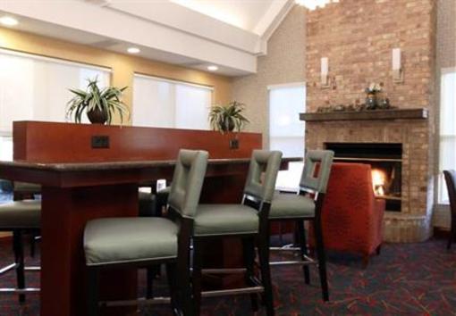 фото отеля Residence Inn Davenport