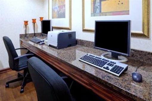 фото отеля Country Inn & Suites Madison