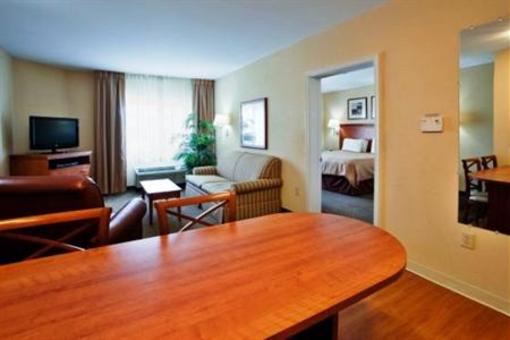 фото отеля Candlewood Suites Norfolk Airport