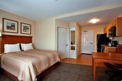 фото отеля Candlewood Suites Norfolk Airport