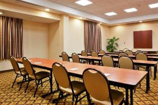 фото отеля Candlewood Suites Norfolk Airport