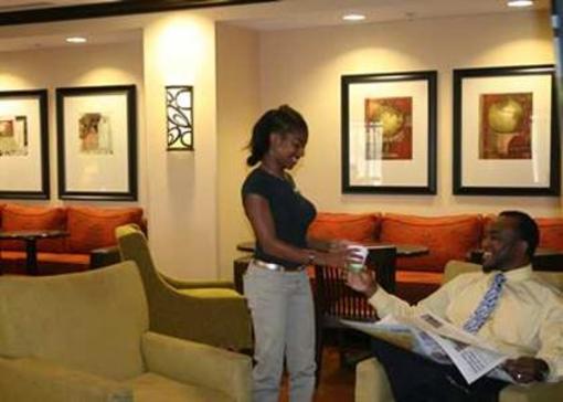 фото отеля Hampton Inn Covington