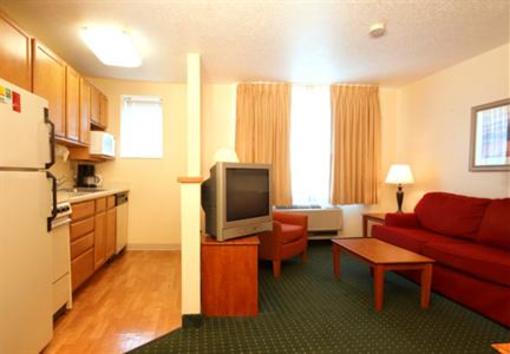 фото отеля TownePlace Suites Albany SUNY