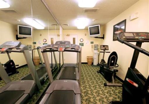фото отеля TownePlace Suites Albany SUNY