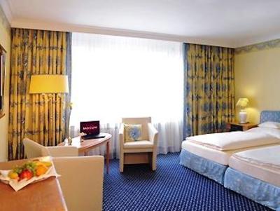 фото отеля Mercure Parkhotel Krefelder Hof
