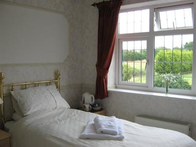 фото отеля Home Farm Bed & Breakfast Ryton-on-Dunsmore Coventry