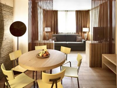 фото отеля Color Home Suite Apartments Predazzo