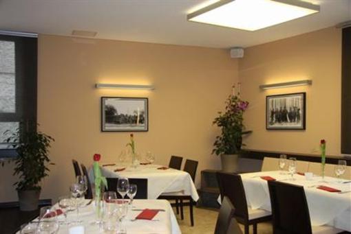 фото отеля Hotel Alter Hof Hofheim am Taunus