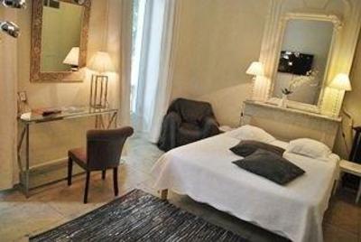 фото отеля Royal Hotel Nimes