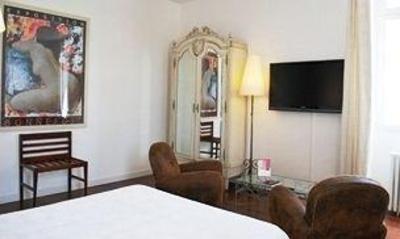 фото отеля Royal Hotel Nimes