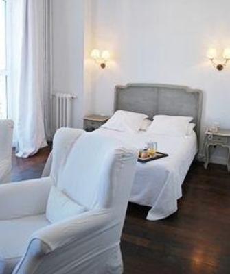 фото отеля Royal Hotel Nimes