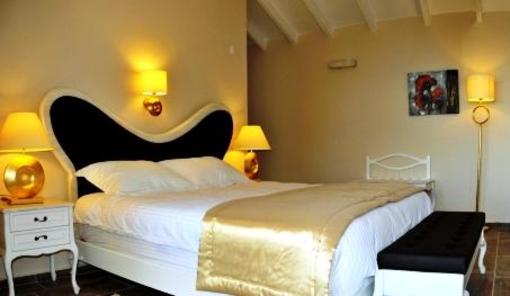 фото отеля Amos Villa Hotel
