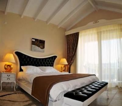 фото отеля Amos Villa Hotel