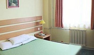 фото отеля Home Inn (Jinan Tianqiao Railway Station)