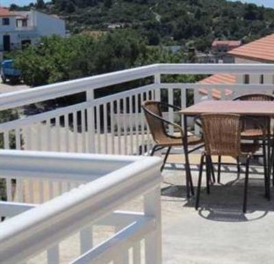 фото отеля Apartments Kresic