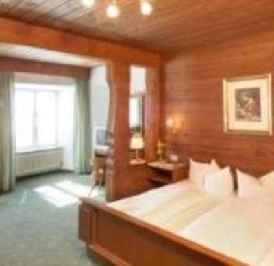 фото отеля Gasthof Zum Goldenen Lowen