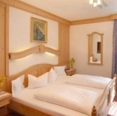 фото отеля Gasthof Zum Goldenen Lowen