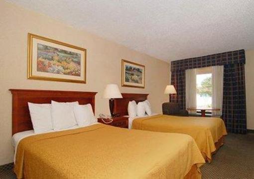 фото отеля Quality Inn Suffolk