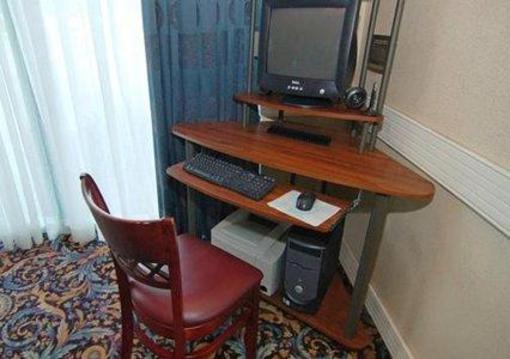 фото отеля Quality Inn Suffolk