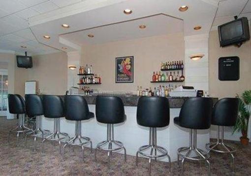 фото отеля Quality Inn Suffolk