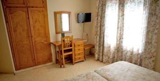 фото отеля Hotel Jardi Suites-Apartaments