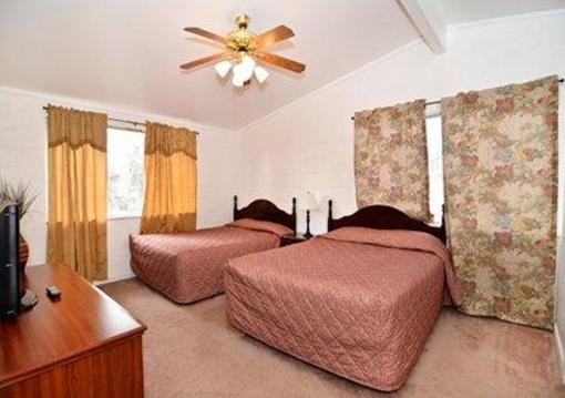 фото отеля Rodeway Inn & Suites Bend