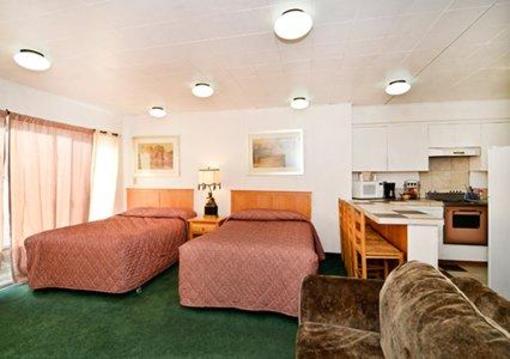 фото отеля Rodeway Inn & Suites Bend