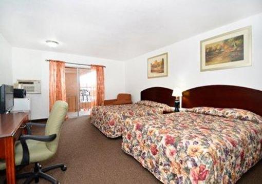 фото отеля Rodeway Inn & Suites Bend