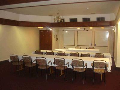 фото отеля Grand Hotel Wanganui