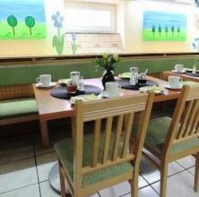 фото отеля Hotel-Pension Alt-Rodenkirchen