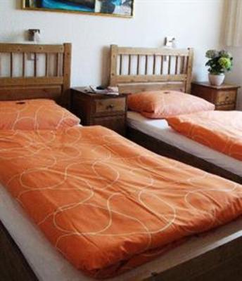 фото отеля Hotel-Pension Alt-Rodenkirchen