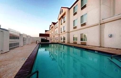 фото отеля Red Roof Inn Laredo Airport