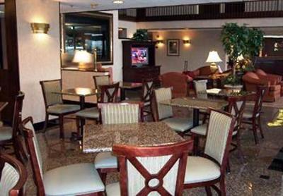 фото отеля Drury Inn & Suites Greensboro
