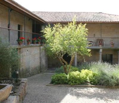 фото отеля Casa Rural Rectoral de Armariz Nogueira de Ramuin