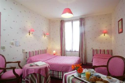 фото отеля Hotel Le Grillon