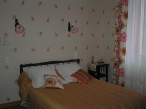 фото отеля Hotel Le Grillon