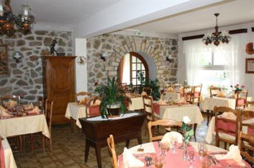 фото отеля Hotel Le Grillon