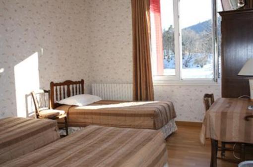 фото отеля Hotel Le Grillon