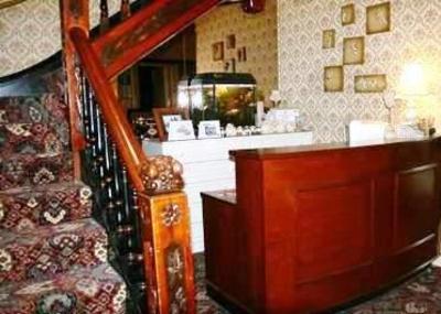 фото отеля Friends Hotel