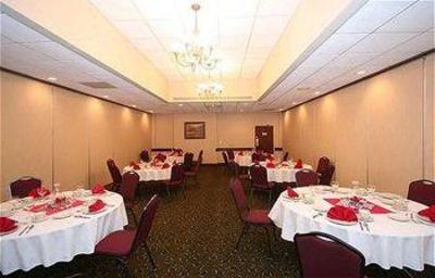 фото отеля Ramada Statesville