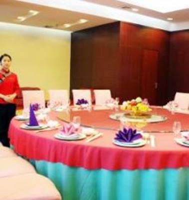 фото отеля Dongfeng Hotel East Road