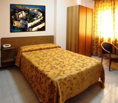 фото отеля Hotel Cristal Bari