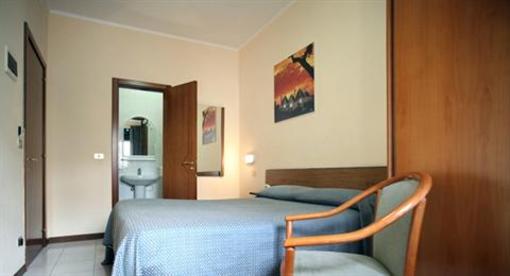 фото отеля Hotel Cristal Bari