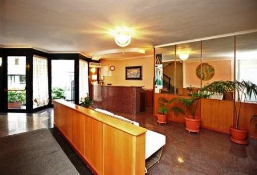 фото отеля Hotel Cristal Bari