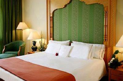 фото отеля Sheraton Tunis Hotel & Towers