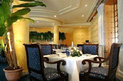 фото отеля Sheraton Tunis Hotel & Towers